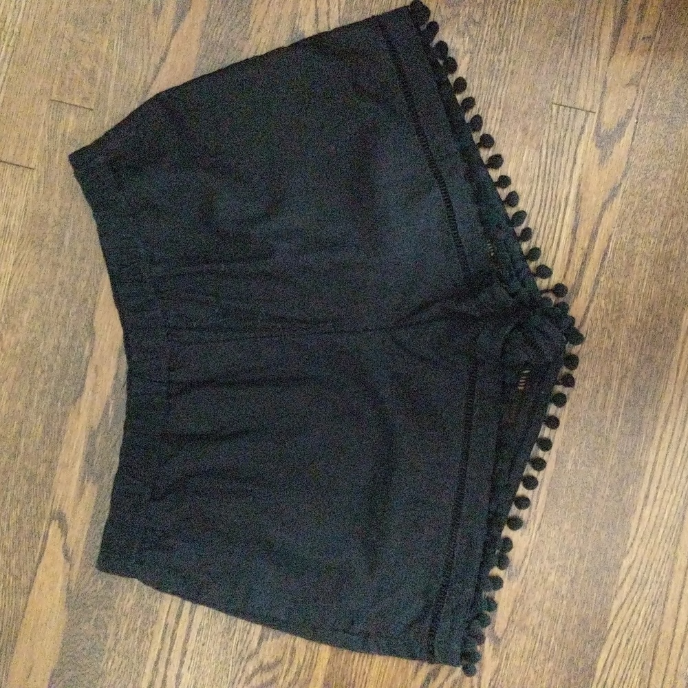 Pom pom shorts